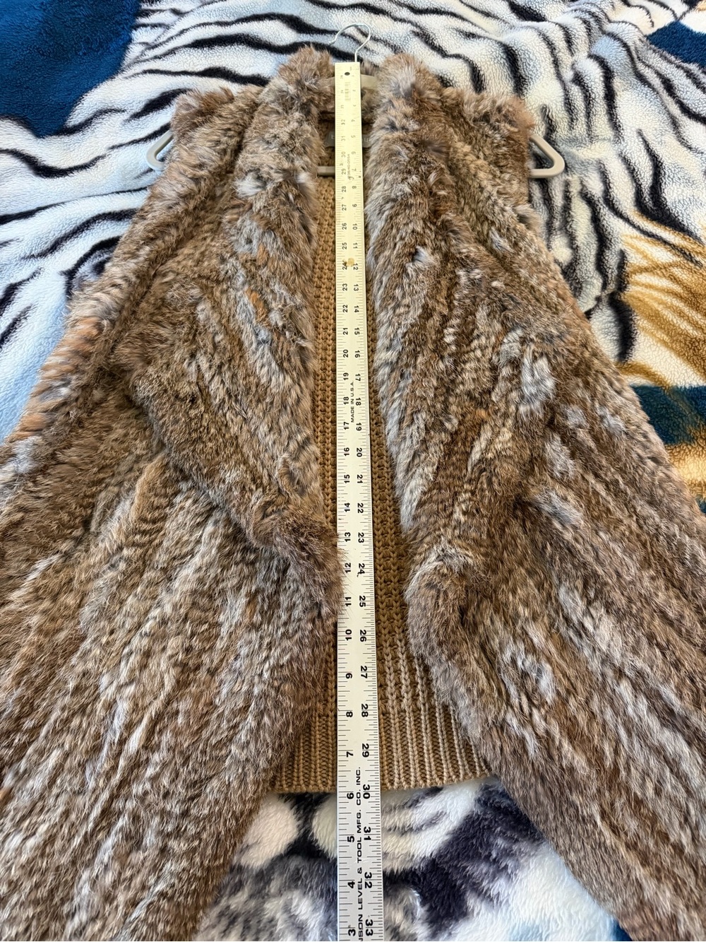 Bagatelle fur sweater vest - Picture 8 of 9